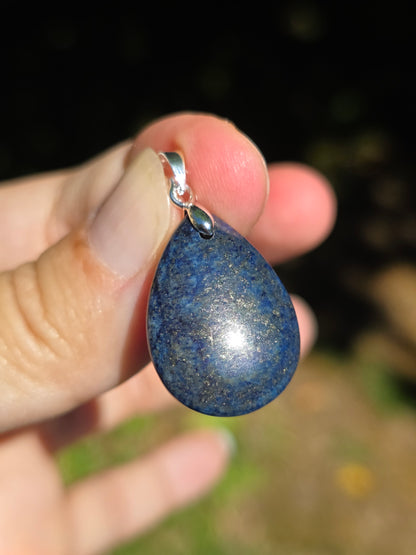 Lapis Lazuli avec inclusions de Pyrite