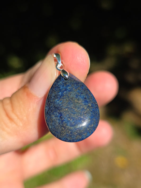 Lapis Lazuli avec inclusions de Pyrite