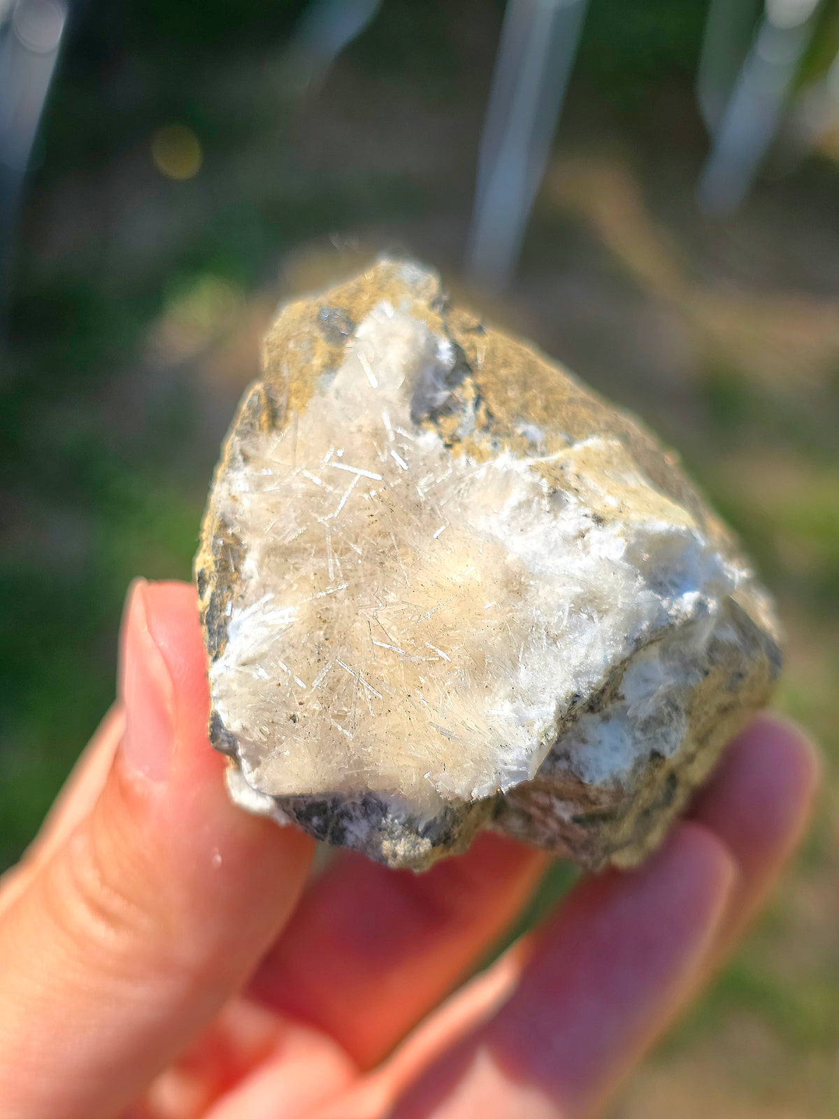 Natrolite française brute