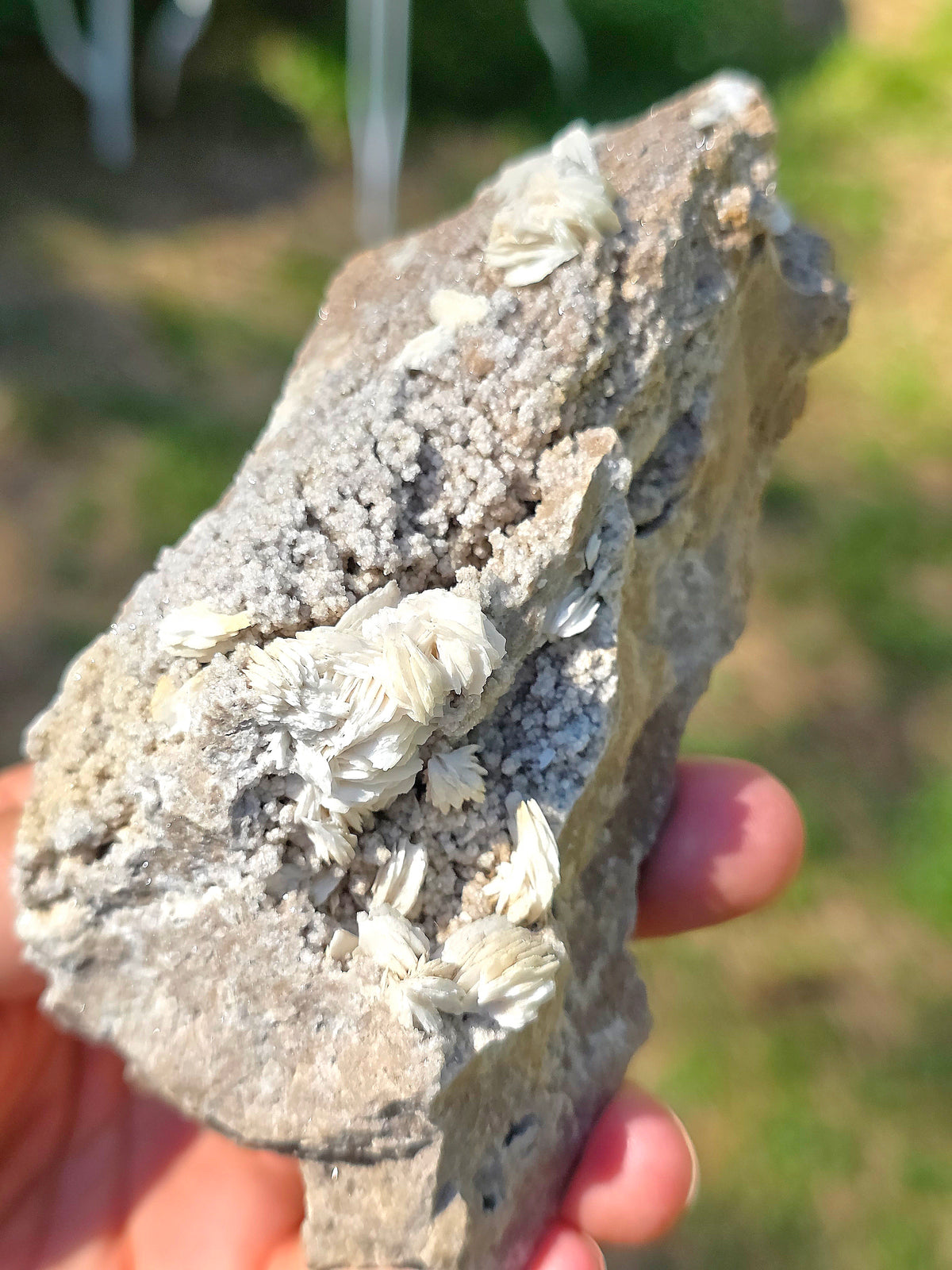 Baryte blanche brute française en provenance de l'Ariège.