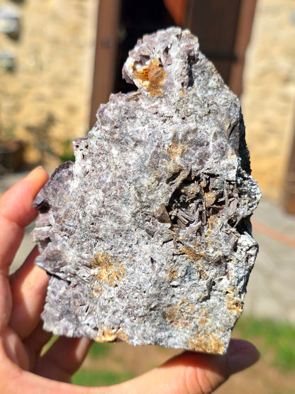 Grosse Axinite de Barèges, Pyrénées.