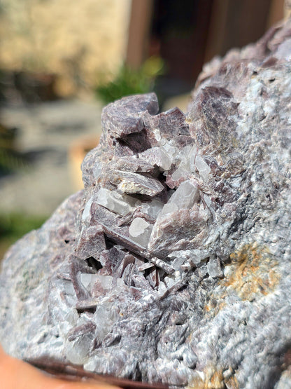 Grosse Axinite de Barèges, Pyrénées.