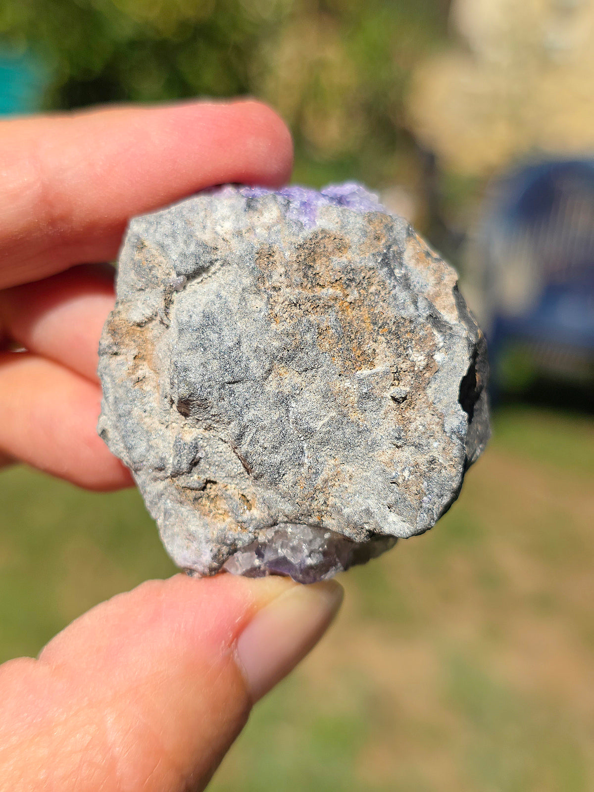  Fluorite violette brute du Béarn 