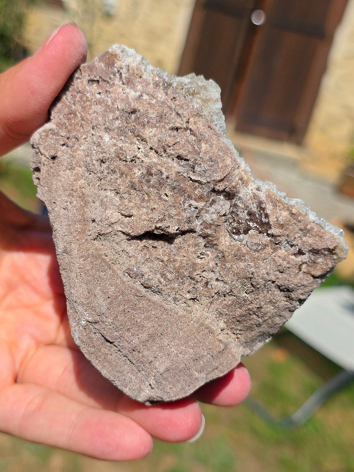 Fluorite jaune du Béarn dans les Pyrénées avec Quartz