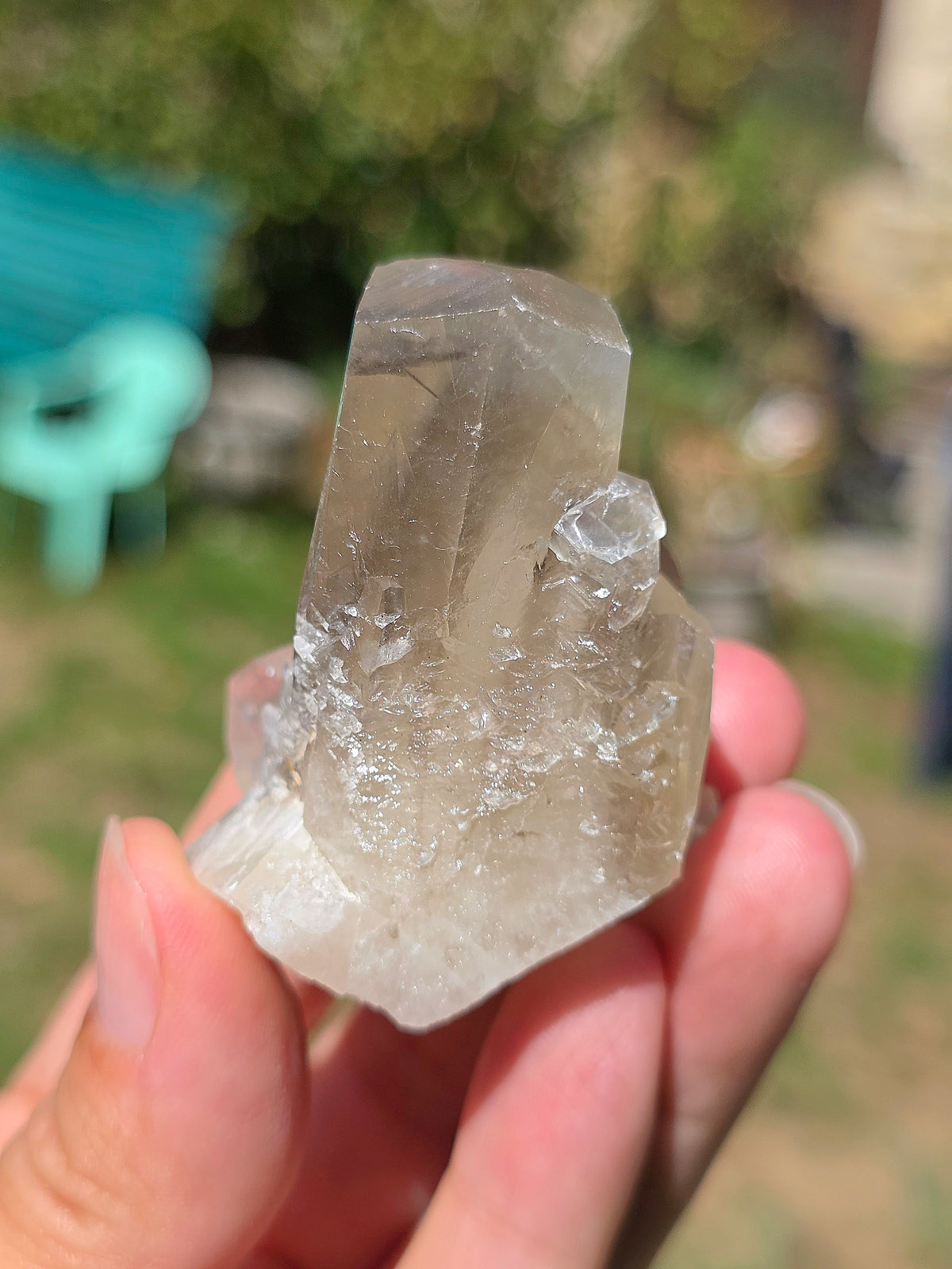 Calcite miel brute avec fantôme des Pyrénées