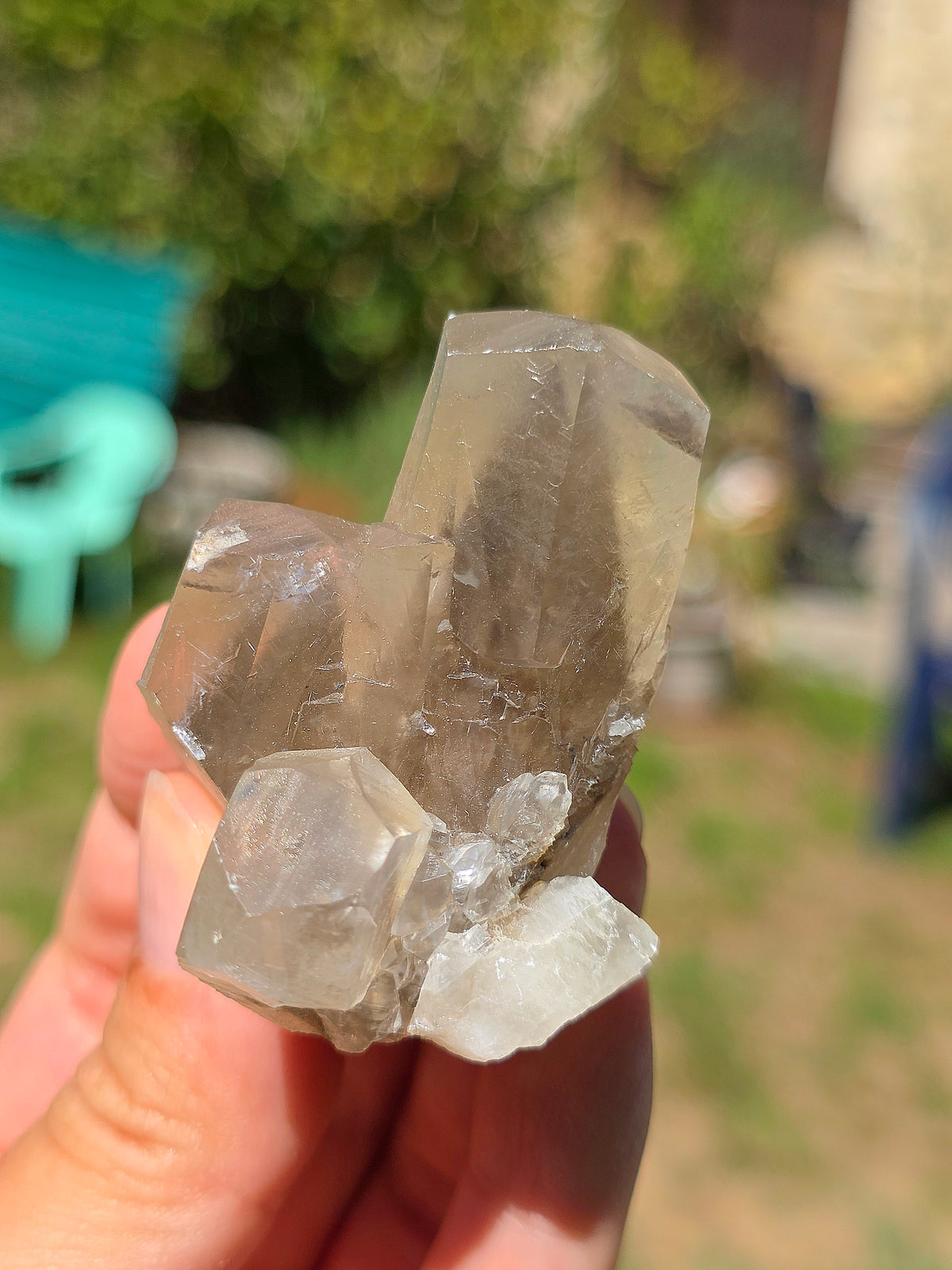 Calcite miel brute avec fantôme des Pyrénées