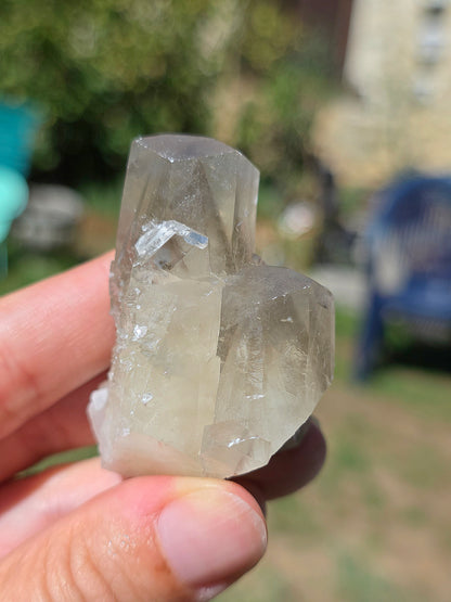 Calcite miel brute avec fantôme des Pyrénées