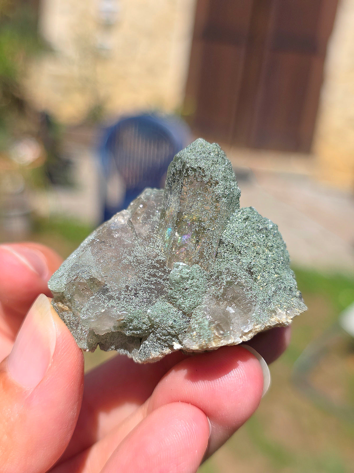 Quartz avec Chlorite et arcs-en-ciel, d'Arrens dans les Pyrénées