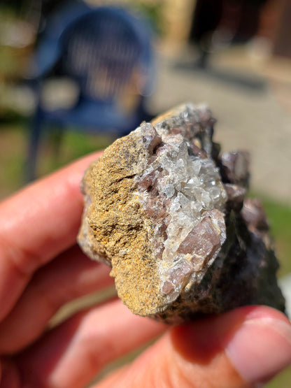 Axinite en provenance de Barèges, Pyrénées