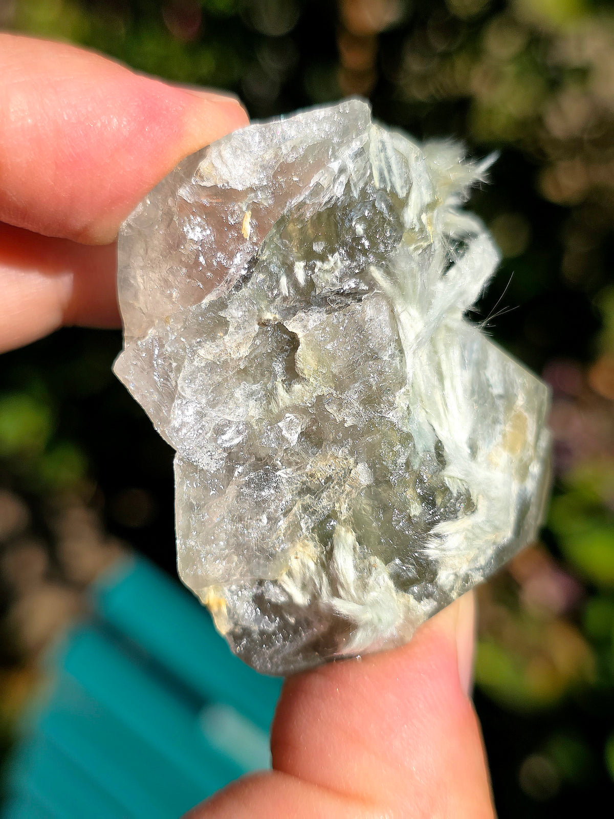 Joli Quartz vert et Asbeste (Bissolyte) d'Arrens