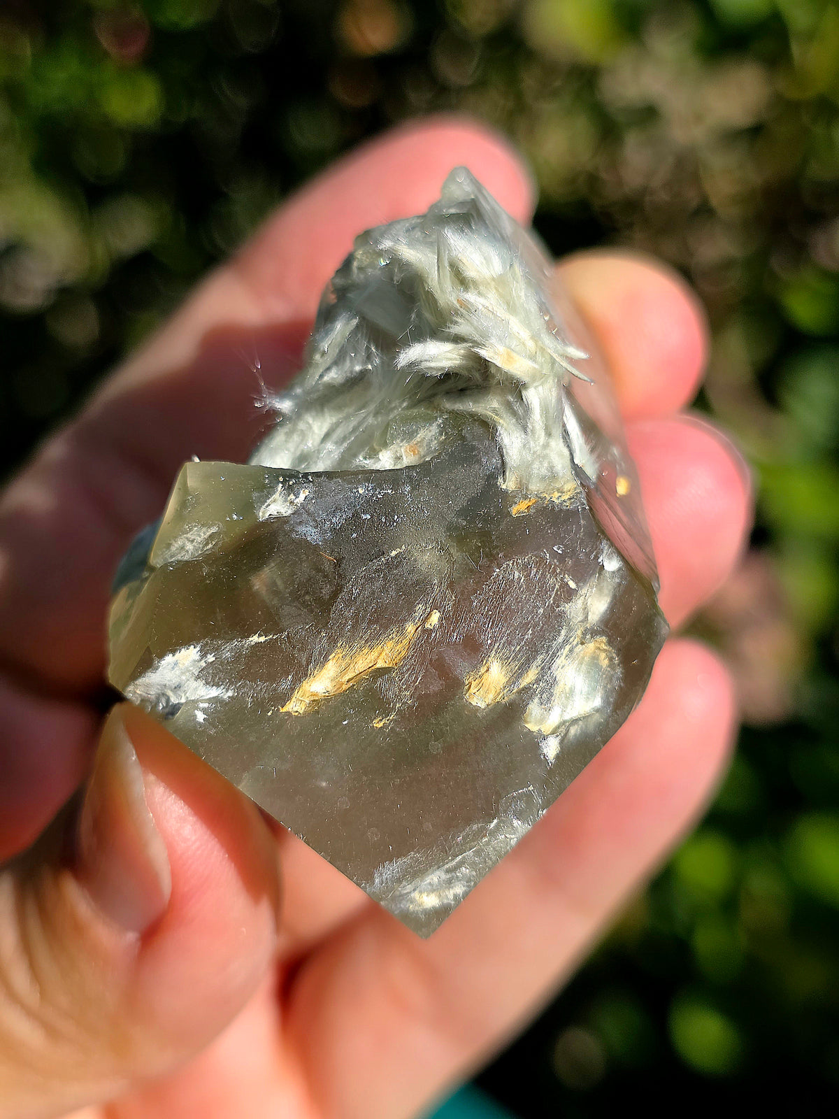 Joli Quartz vert et Asbeste (Bissolyte) d'Arrens