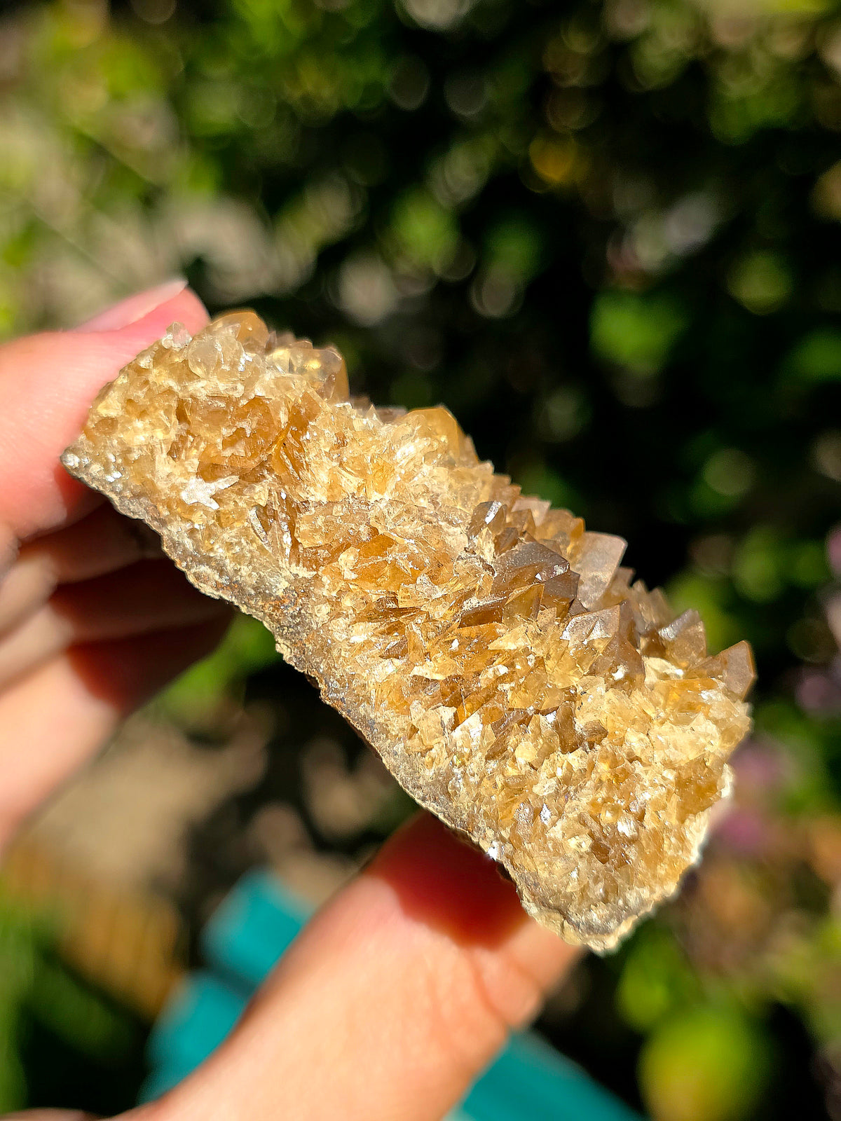 Calcite miel brute en provenance des Pyrénées
