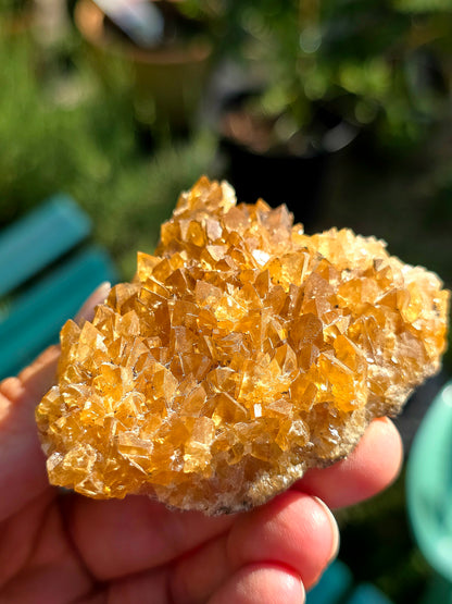 Calcite miel brute en provenance des Pyrénées
