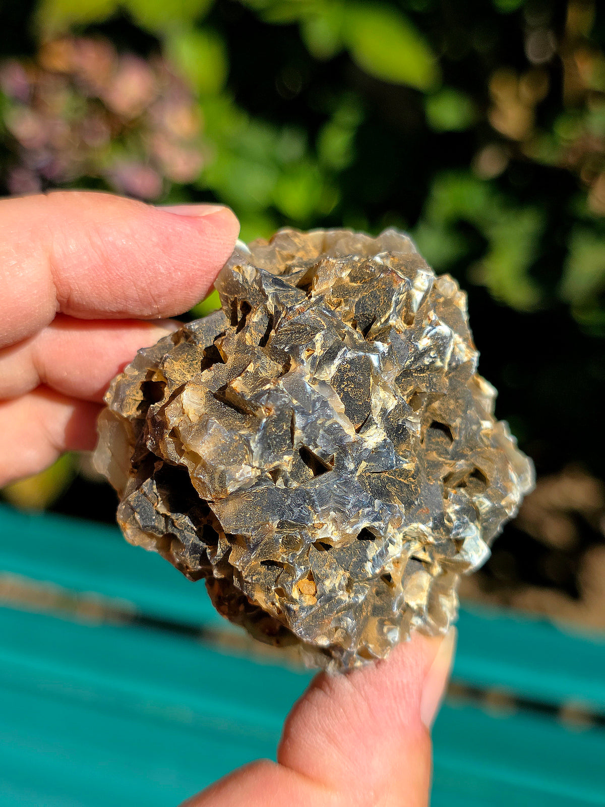 Calcédoine brute du Poitou, France