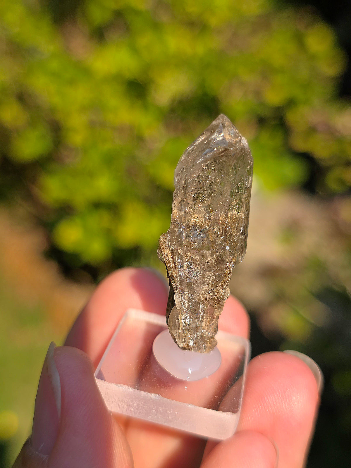 Quartz avec inclusions d'épidote des Pyrénées