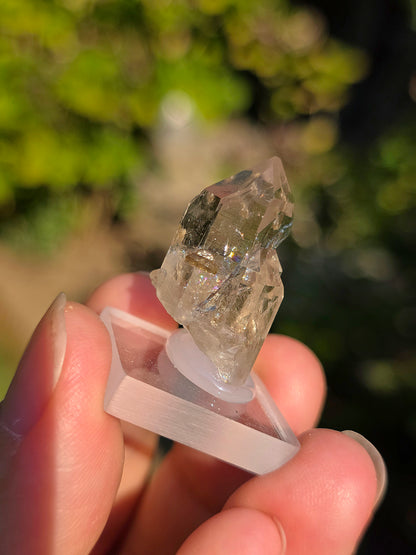 Quartz avec inclusions d'épidote des Pyrénées