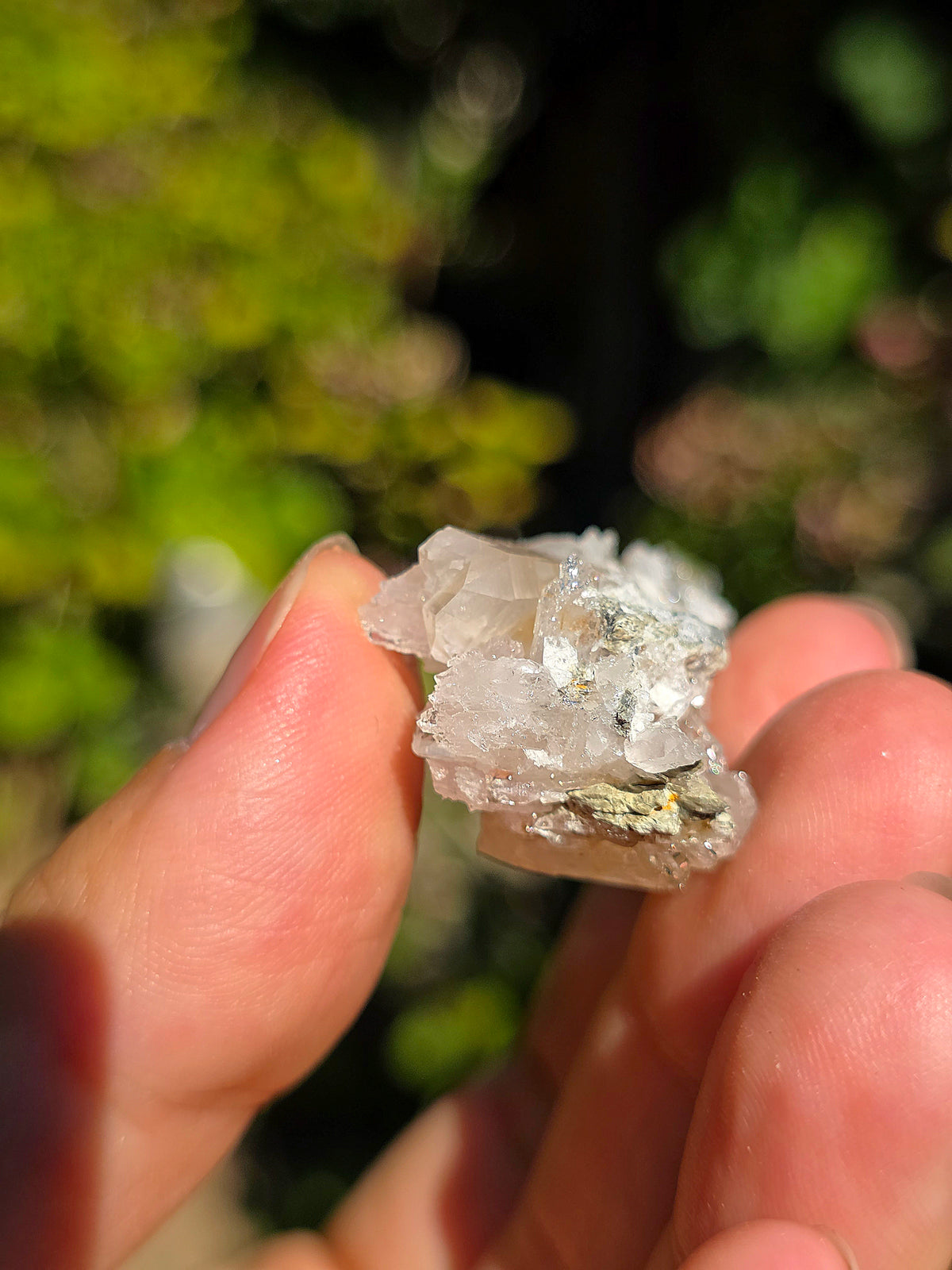 Joli Quartz d'Arrens dans les Hautes-Pyrénées.