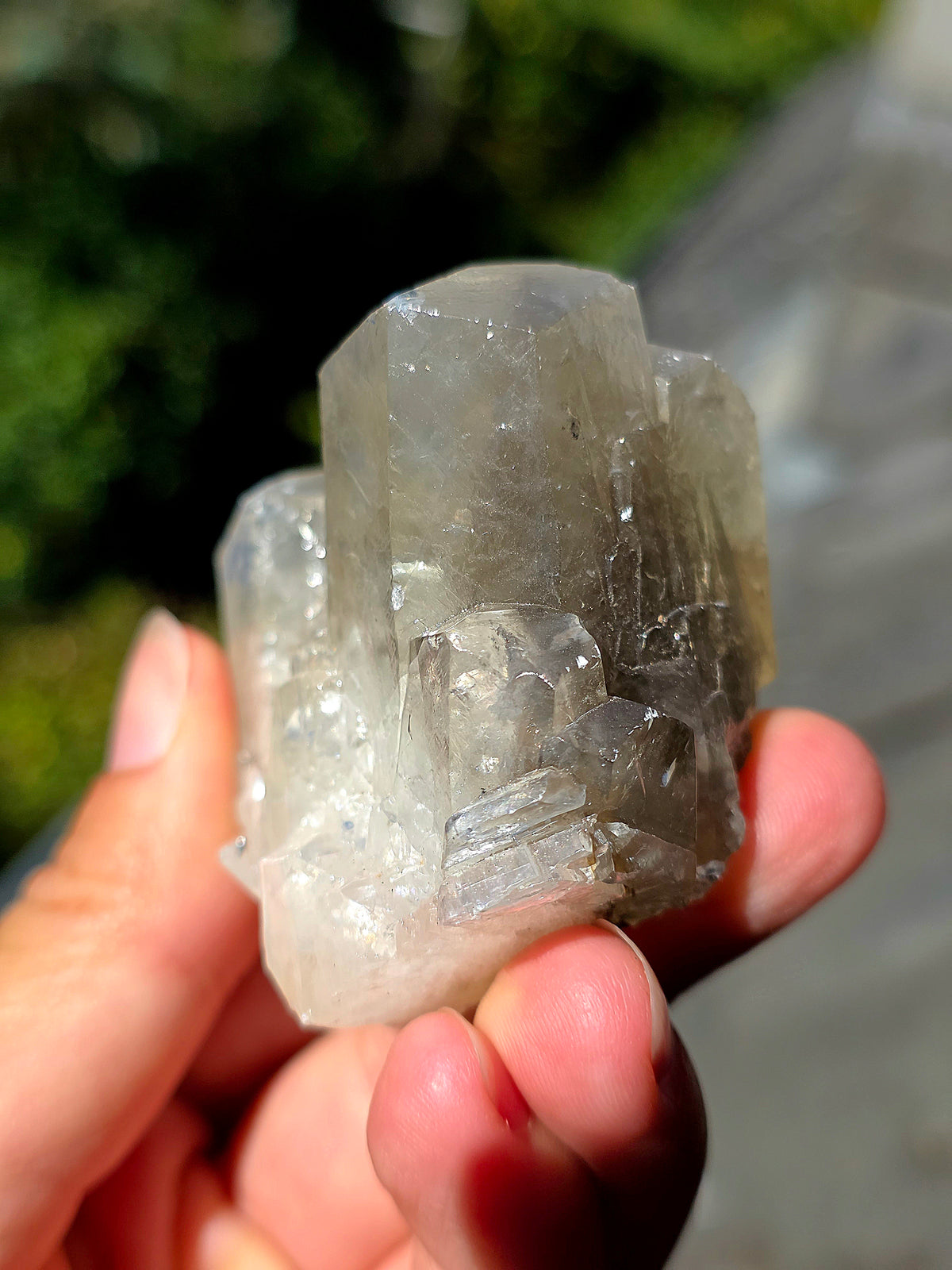 Calcite miel avec fantôme brute des Pyrénées