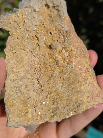 Halite espagnole réactive aux UV courts