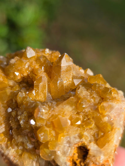 Quartz brut avec inclusions de Limonite