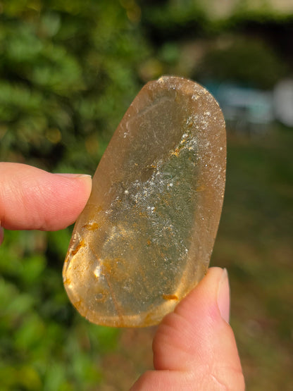 Lens Quartz (Alluvial) semi brut,malgache