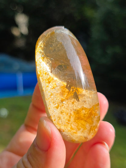 Lens Quartz (Alluvial) semi brut,malgache