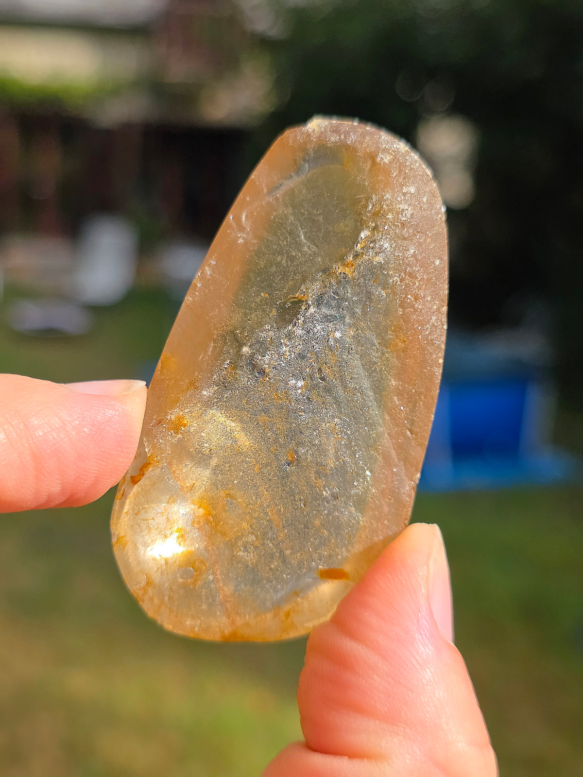 Lens Quartz (Alluvial) semi brut,malgache