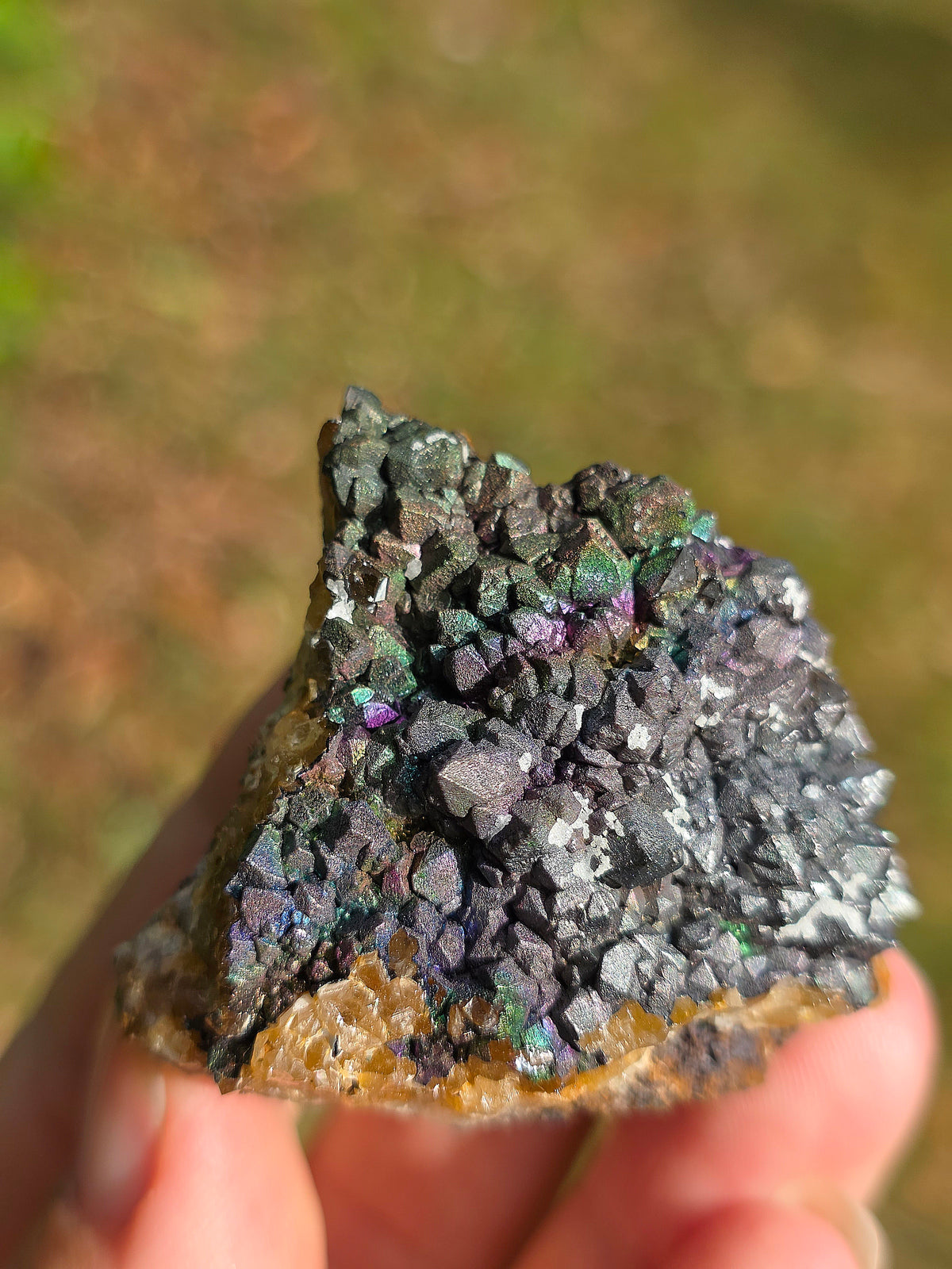 Goethite irisée sur Quartz d'Espagne