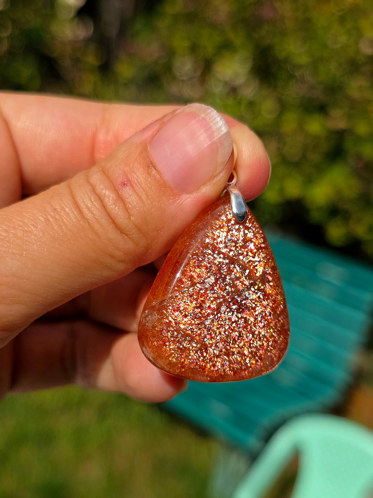 Sublime pendentif en Pierre de soleil