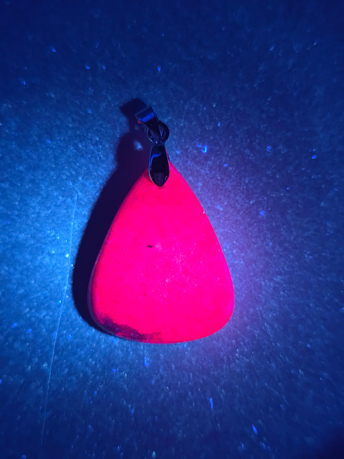 Pendentif en Rubis avec une cristallisation incroyable