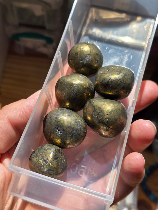 Pierre roulée Chalcopyrite