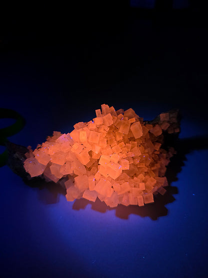 Halite espagnole réactive aux UV