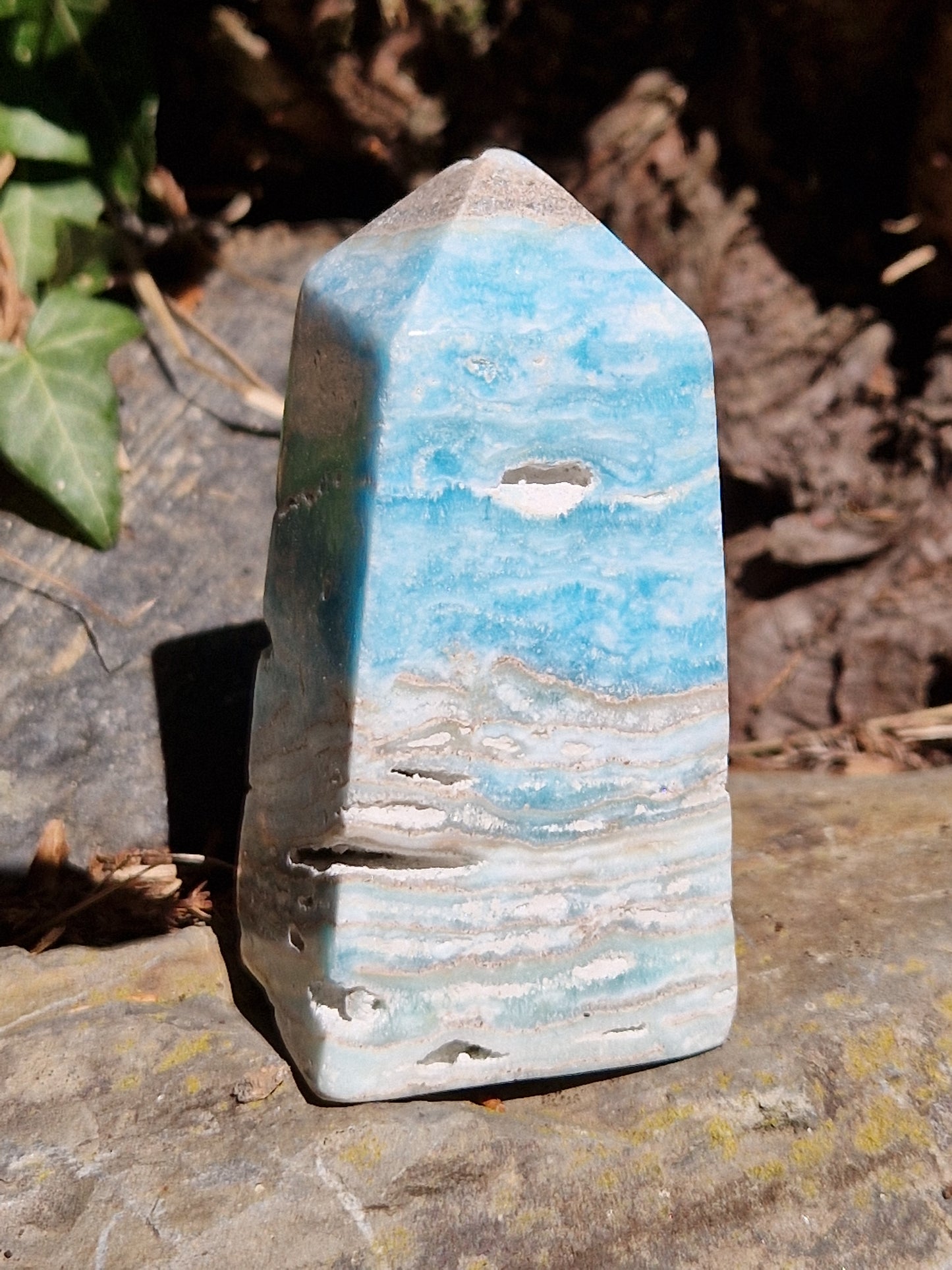 Pointe Aragonite bleue
