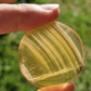 Galet plat Fluorite jaune (à choisir)