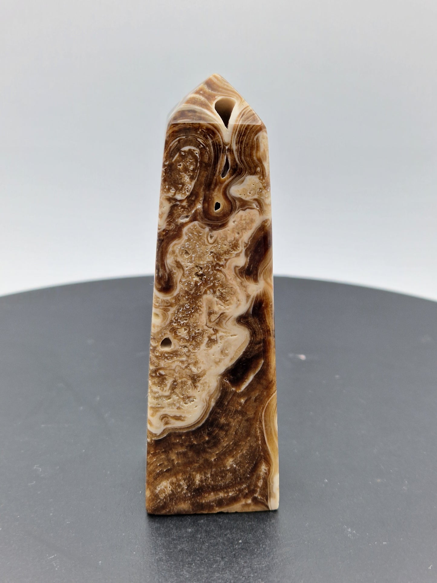 Pointe Calcite chocolat avec cavité