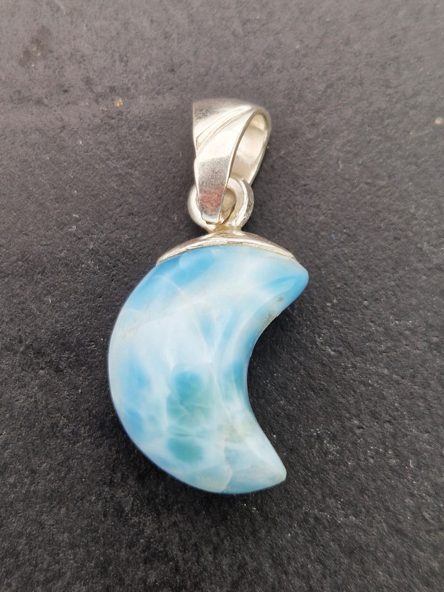 Pendentif Larimar Lune (à choisir)