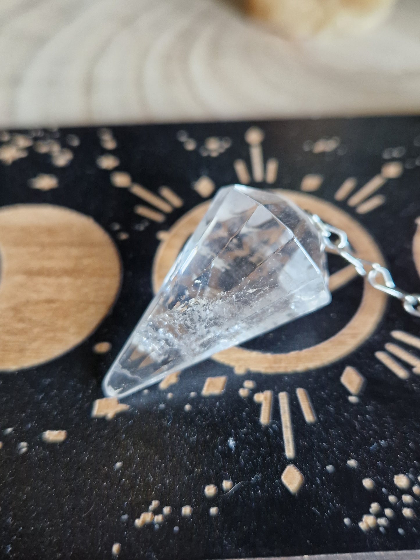 Pendule facetté cristal de roche